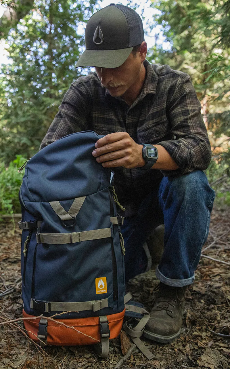 Hauler 35L Backpack - Navy / Multi